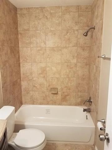 Photo - 100 Lochness Ln