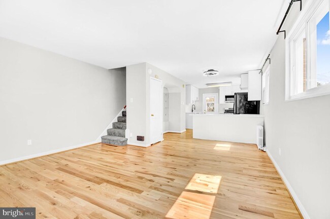 Photo - 7519 8th St NW