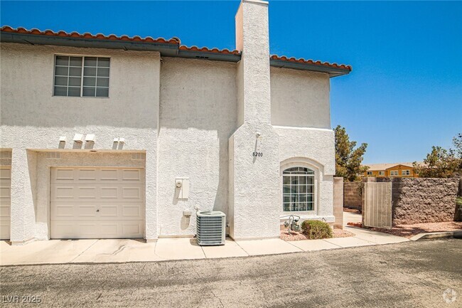 Building Photo - 8200 Crystal Star Ct Unit 8200 Rental
