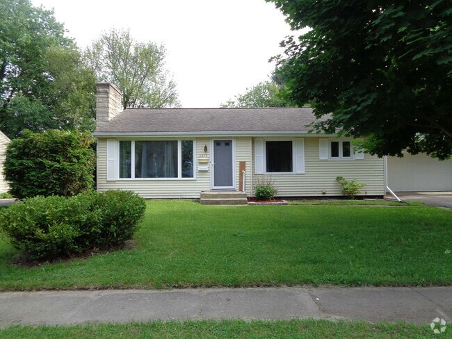 Building Photo - 3617 Canterbury Ave Rental