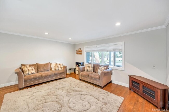 Photo - 2327 Cleveland St