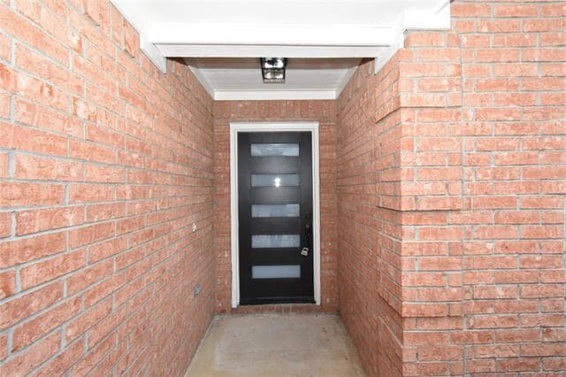 Photo - 311 Stell Ave