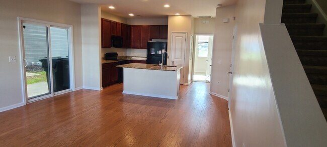 Photo - 327 Flyway Rd