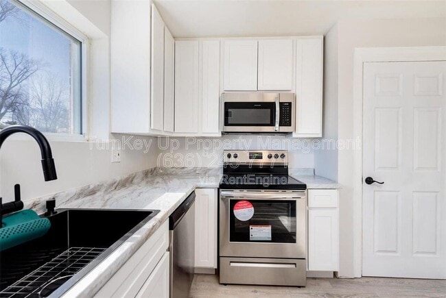 Photo - 3513 West Pl