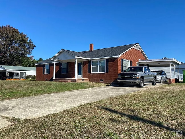 Building Photo - 5252 US 70 Hwy Business W Rental