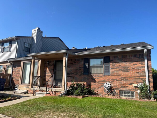 Photo - 1891 Vine Way Dr Condo Unit 34