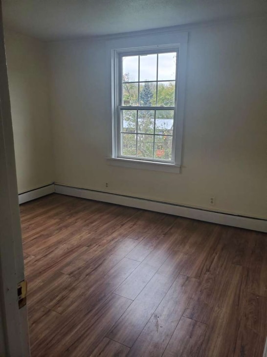 Building Photo - 326 Main St Unit #2 Rental