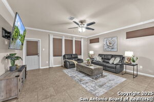 Photo - 8427 Buckhorn Parke