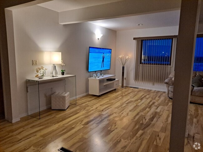 Building Photo - 204 Arch St Unit #202 Rental