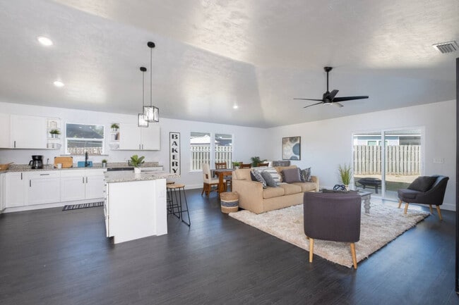 Photo - 16668 NW 191st Way Unidad ID1359112P