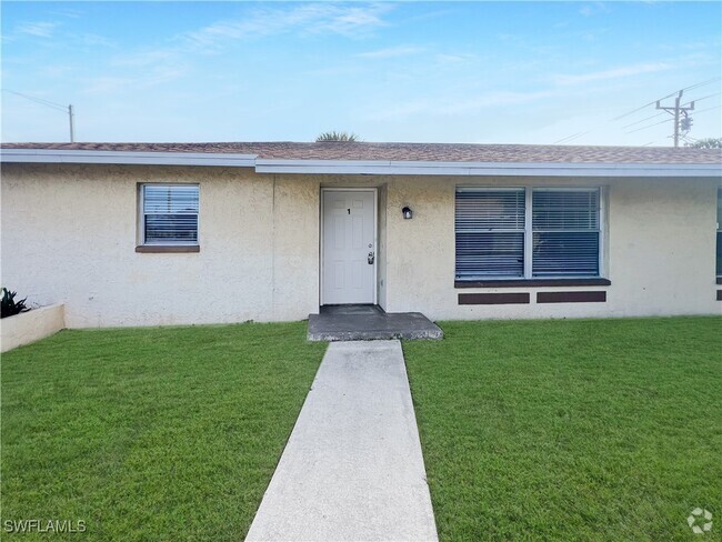 Building Photo - 328 Cape Coral Pkwy W Rental