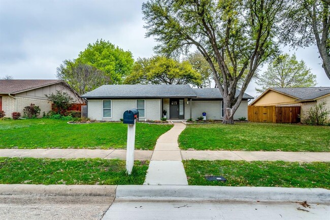 Photo - 1913 Forestdale Dr Rental