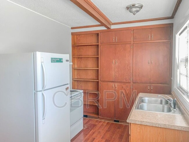 Photo - 1901 25th St