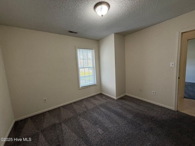 Photo - Nice 2 bedroom duplex