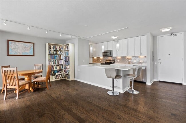 Photo - 900 N Lake Shore Dr Unit 1209