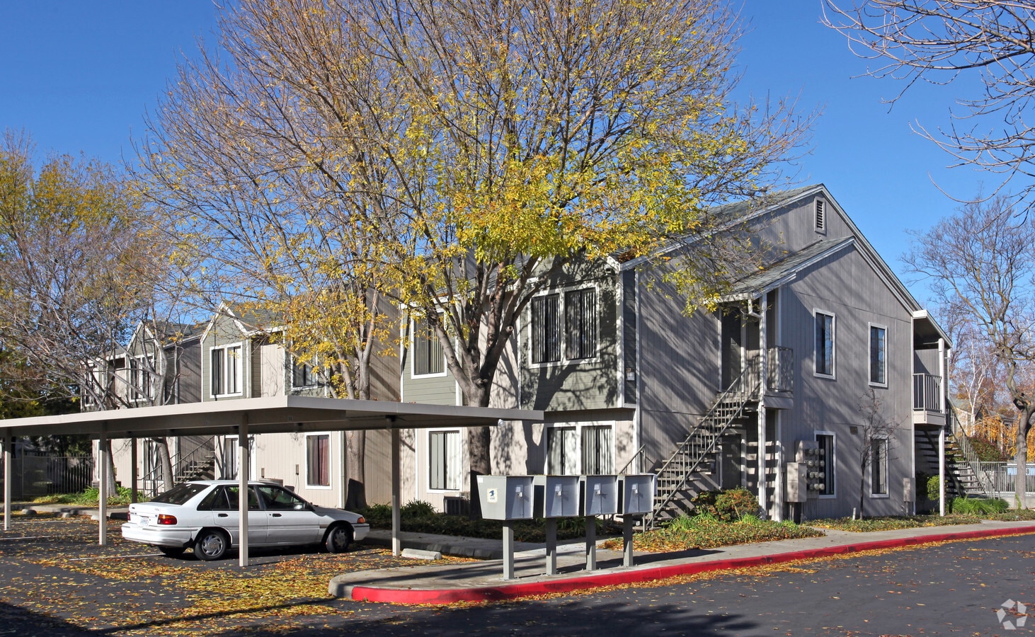 Kensington House Apartments - Kensington House Apartments