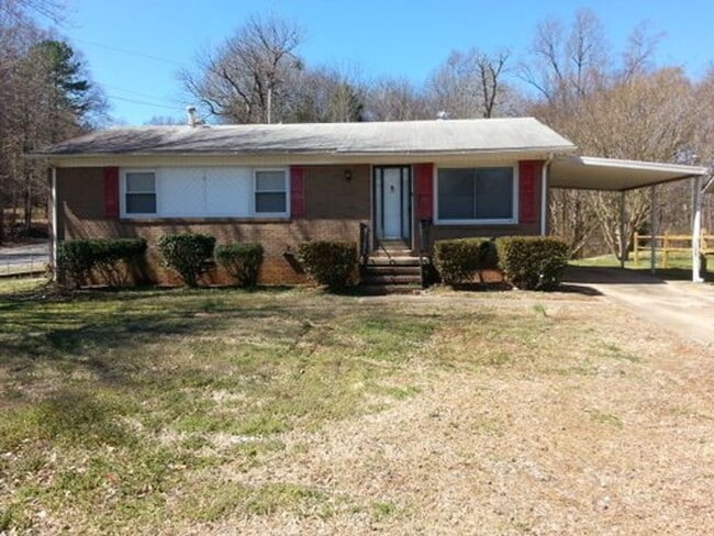 Building Photo - Located in University Park North Neighborhood Rental