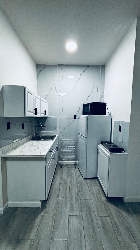 Building Photo - 27949 SW 133rd Ave