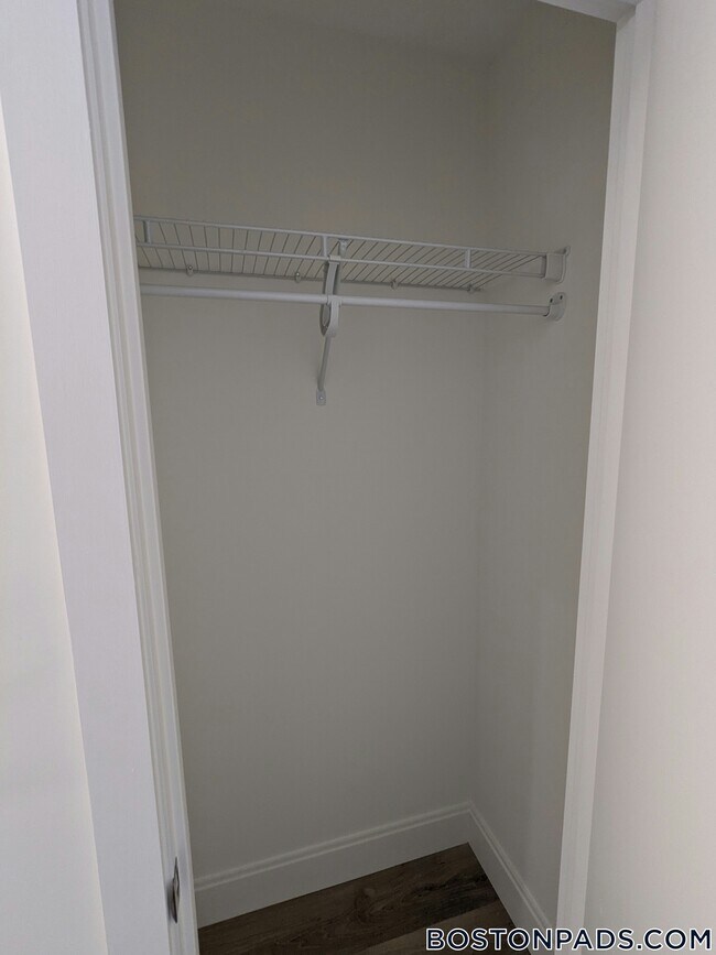 Photo - 1079 Commonwealth Ave Unidad 201