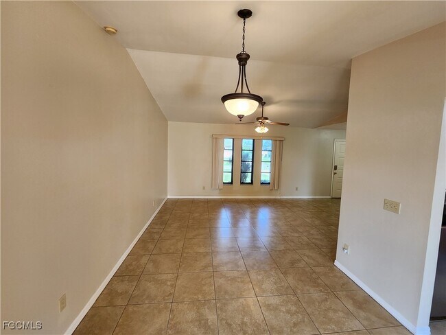 Photo - 2213 SE 8th Pl