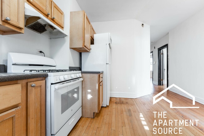 Photo - 1953 W Winnemac Ave Unit 2