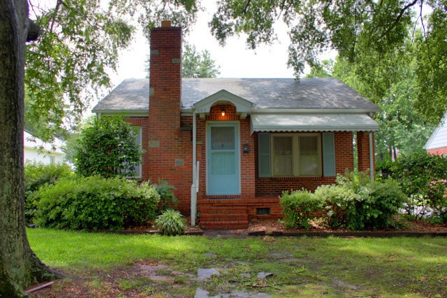 Building Photo - 2 Bedroom Cottage Plan Available Mid-August