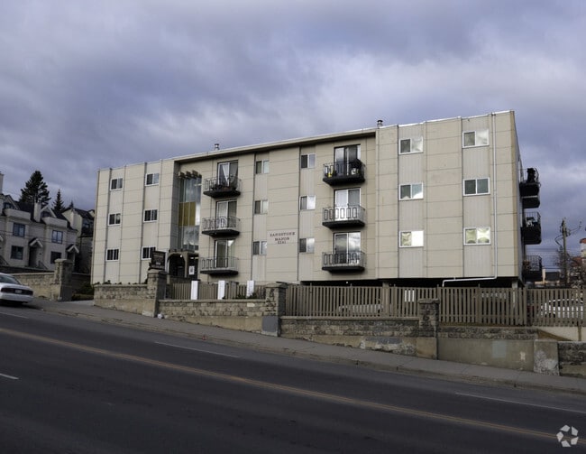 Photo - Sandstone Manor