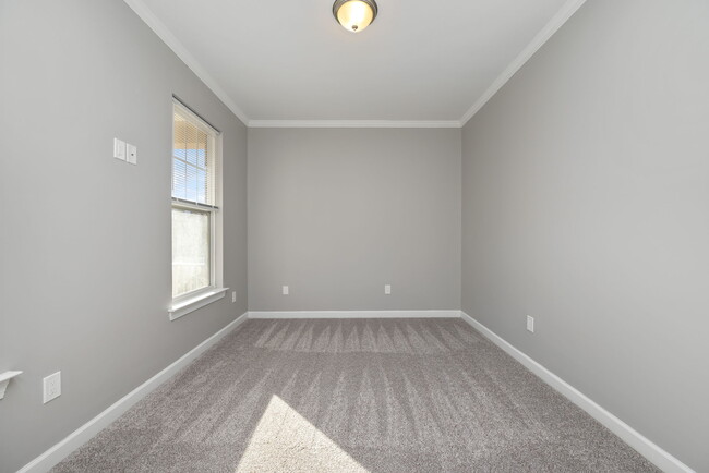 Photo - 748 Washington Ave