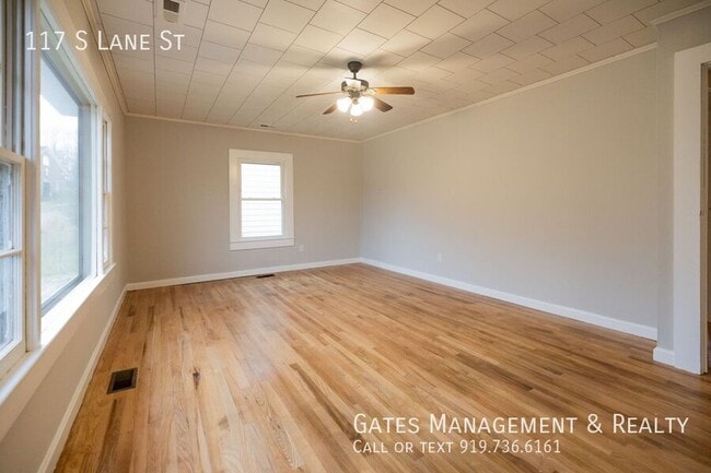 Photo - 117 S Lane St