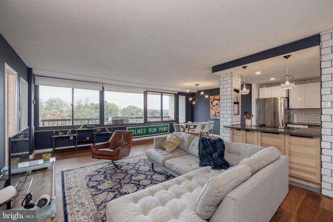 Photo - 5500 Holmes Run Pkwy Unit 1005