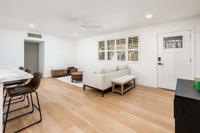 Photo - Fully Furnished 3/2 SFH in Central Phoenix