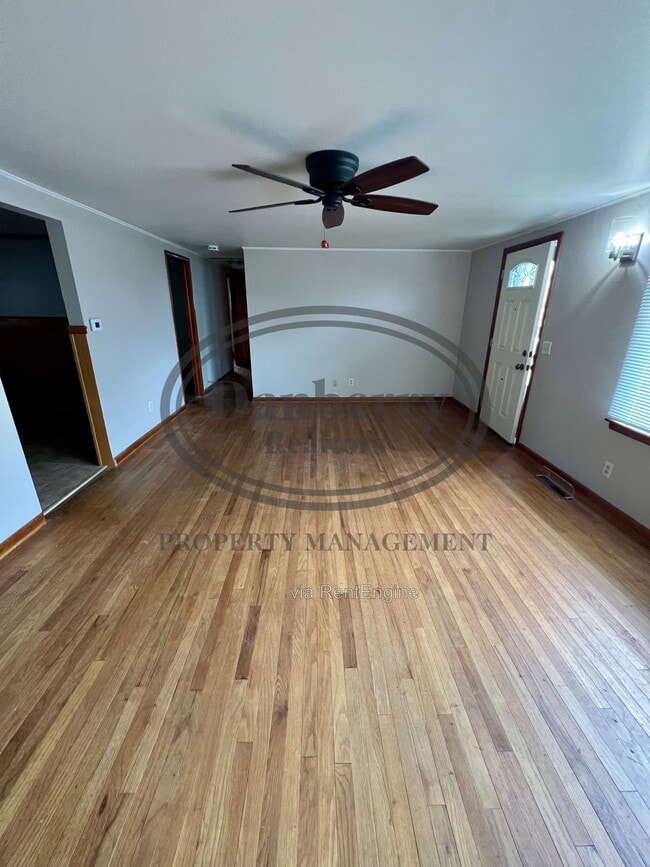 Photo - 12560 Hughes St
