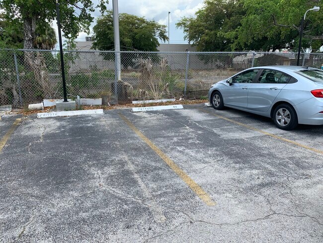 Photo - 1335 W 68th St Unit 102