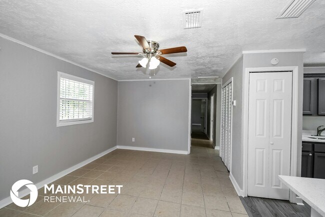 Photo - 4602 Roanoke Blvd