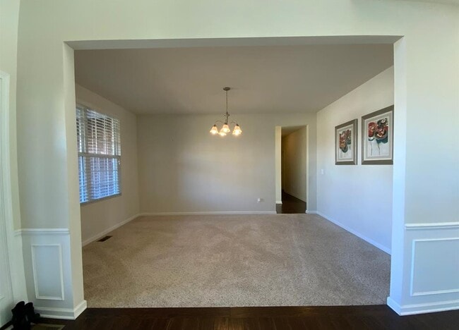 Photo - 2064 Gunnison St