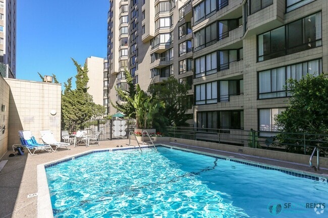 Building Photo - 900 Bush St Unit 900 Bush St. #412 Rental