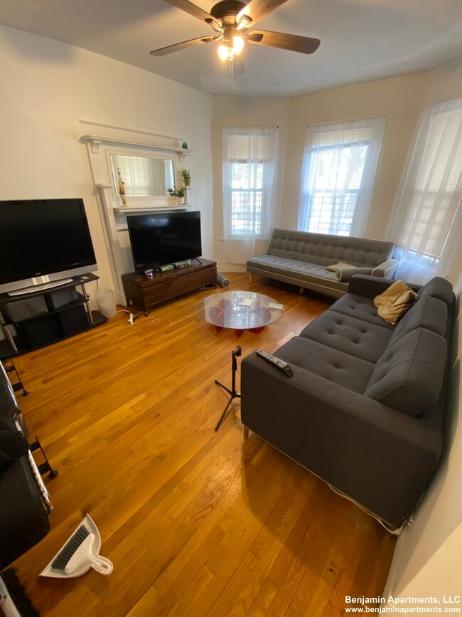 Photo - 530 Cambridge St Unit 1