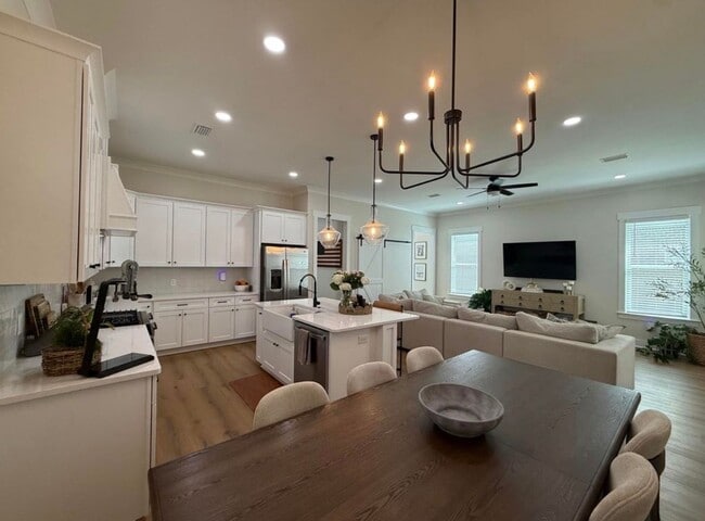 Photo - 306 Gazelle Ct