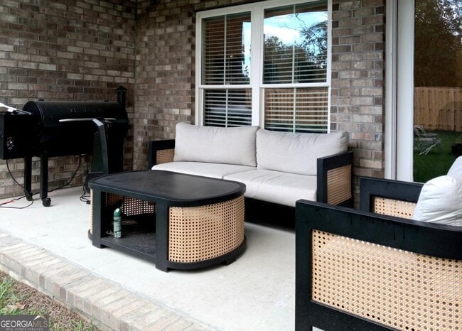 Photo - 409 N Main St