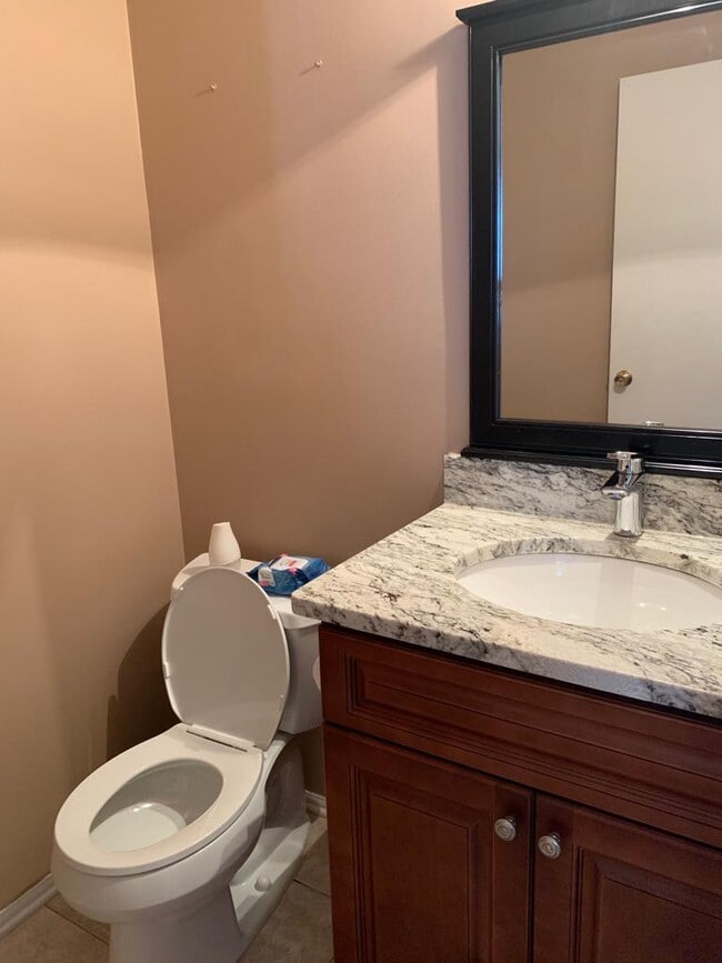 Photo - 721 Stony Brook Way