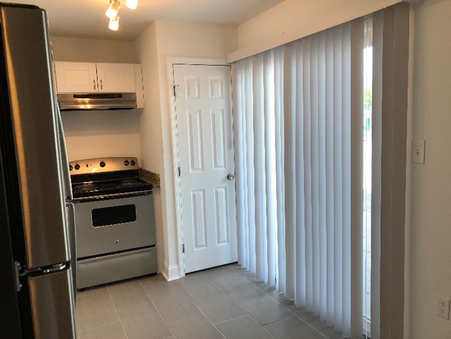 Photo - 209 Green Acres Rd Unit 7