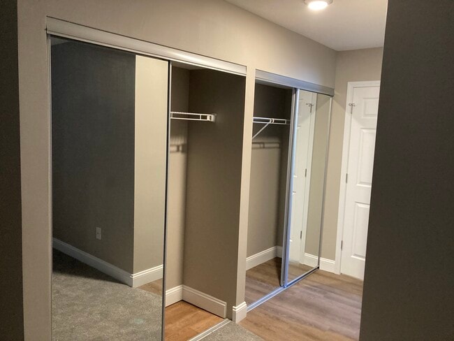 Photo - 46 Campbell Dr Unit 7