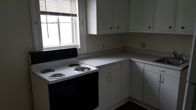 Photo - 506 N Sycamore St