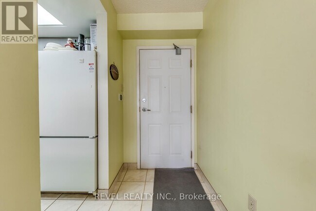 Photo - 250 Webb Dr Unit 216