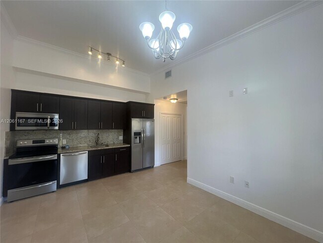 2268 SW 8th St Unidad 3