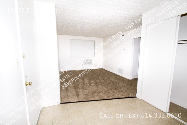 Photo - 1732F E Long St