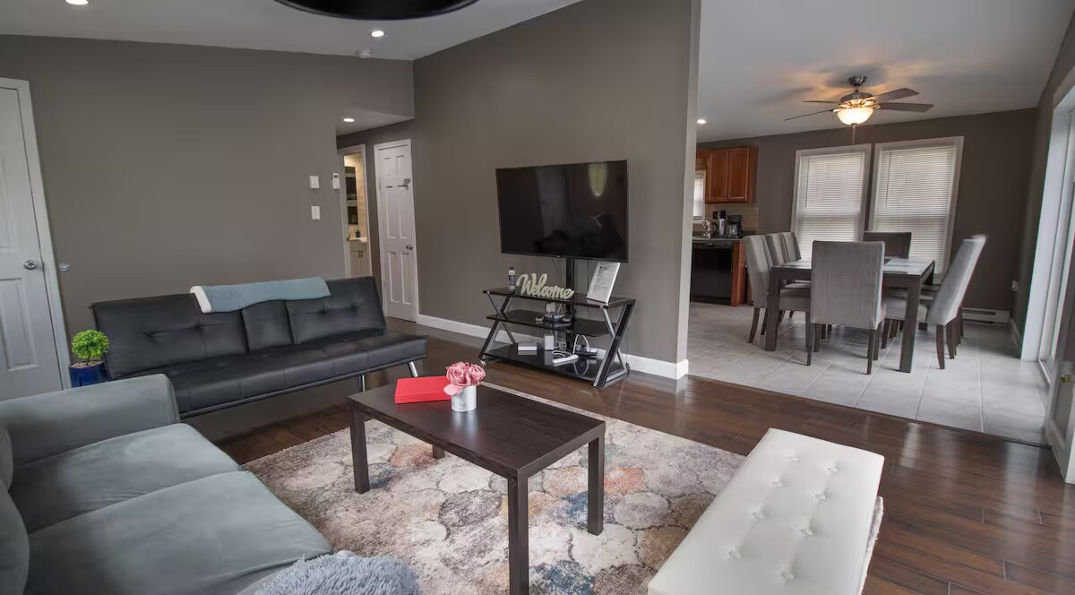 Photo - 607 S Old Stage Rd