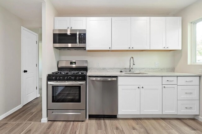 Photo - Updated 3 bedroom home in Florissant with garage