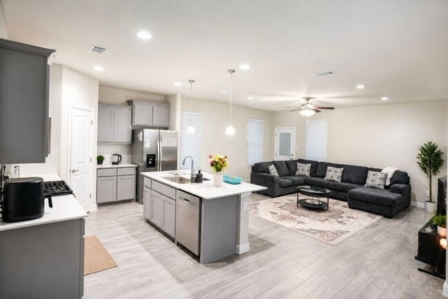 14313 Andromeda Dr