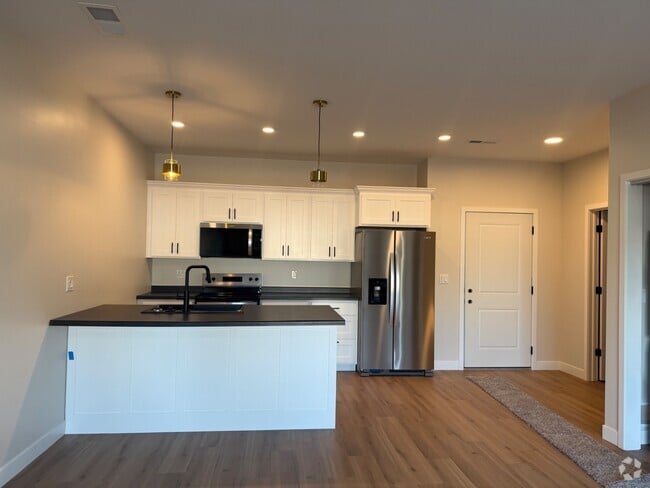 Building Photo - 2305 Ave G Rental